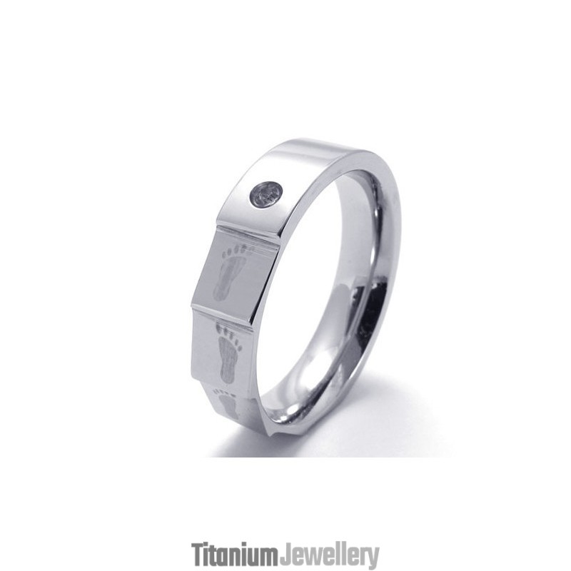 Elegant Shape Color Brilliancy Durable In Use Titanium Ring Elegant Shape Color Brilliancy Durable In Use Titanium Ring