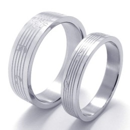 Elegant Shape Color Brilliancy Selling Well All Over The World Titanium Ring