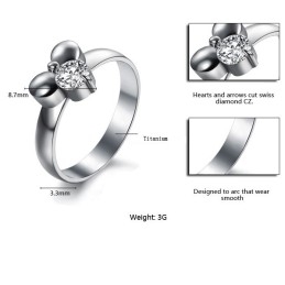Well-Known For Its Fine Quality Female Titanium Ring With Rhinestone