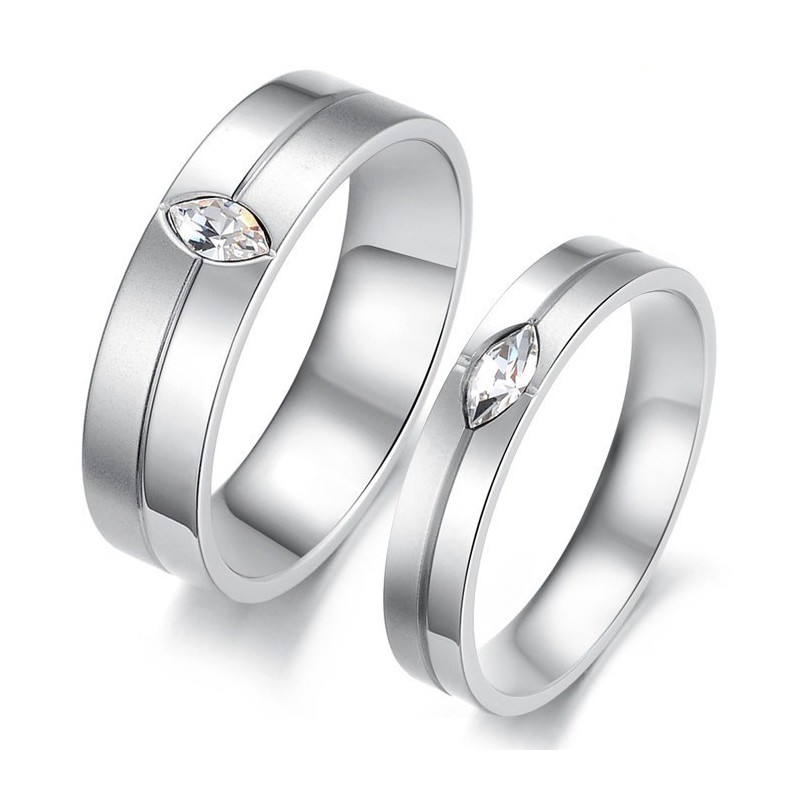 High Quality Titanium Ring For Lovers With Rhinestone High Quality Titanium Ring For Lovers With Rhinestone