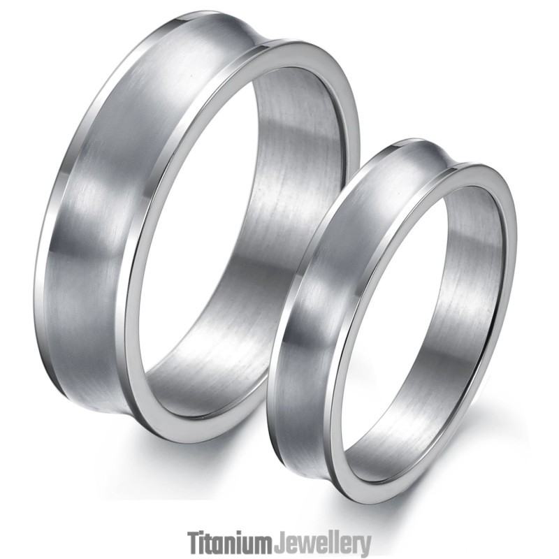 The Queen Of Quality Simple Titanium Ring For Lovers The Queen Of Quality Simple Titanium Ring For Lovers
