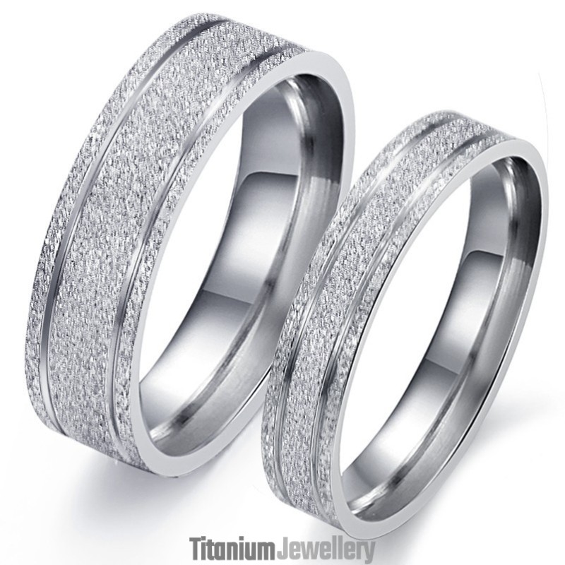 Durable In Use Pearl Sand Titanium Ring For Lovers