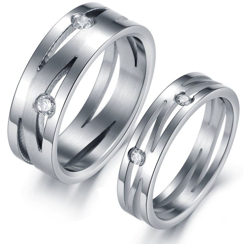 Stable Quality Labyrinth Titanium Ring For Lovers With Rhinestone Stable Quality Labyrinth Titanium Ring For Lovers With Rhinestone