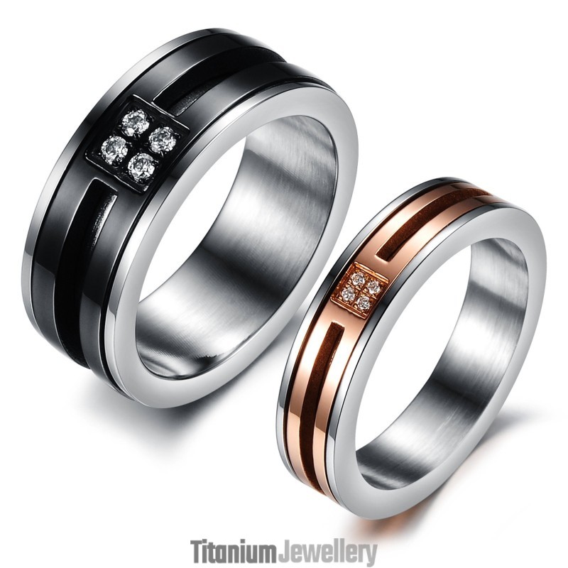 Complete In Specifications Wheel Shape Titanium Ring For Lovers Complete In Specifications Wheel Shape Titanium Ring For Lovers