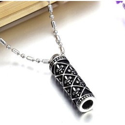 World-Wide Renown National Style Titanium Necklace