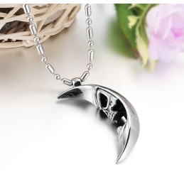 High Quality Male Moon Shape Titanium Necklace