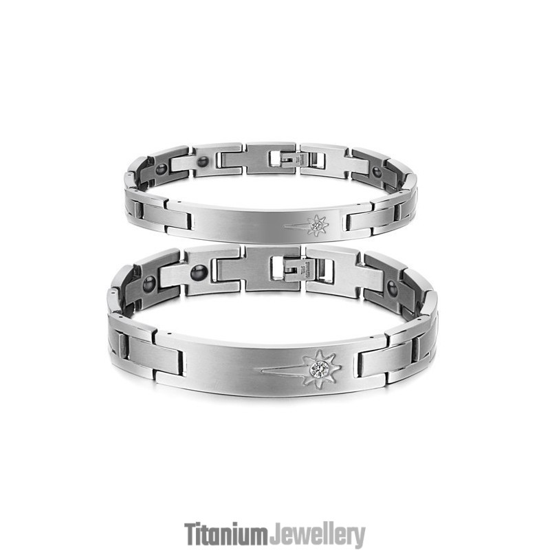 To Enjoy High Reputation At Home And Abroad Titanium Bracelet For Lovers With Diamond To Enjoy High Reputation At Home And Abroad Titanium Bracelet For Lovers With Diamond
