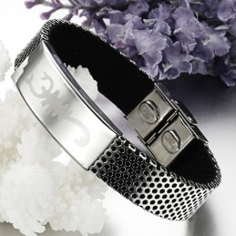 World-Wide Renown Scorpion Titanium Leather Bangle
