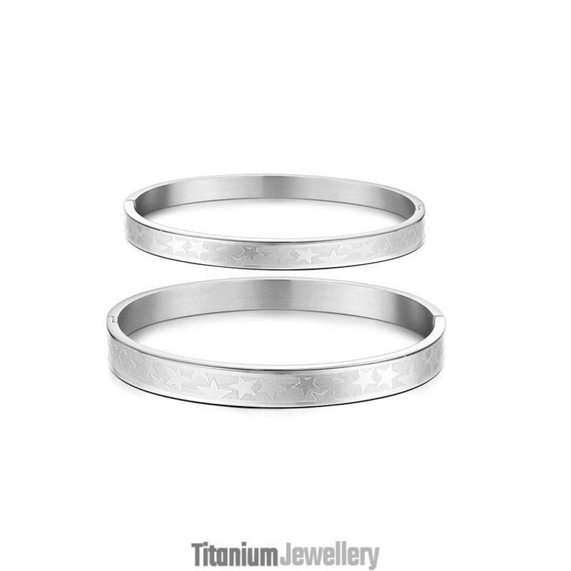 Easy To Use Star Shape Titanium Bangle For Lovers Easy To Use Star Shape Titanium Bangle For Lovers
