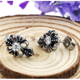 Reliable Quality Titanium Earrings With Rhinestone