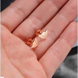 Superior Quality Female Fox Shape Titanium Earrings