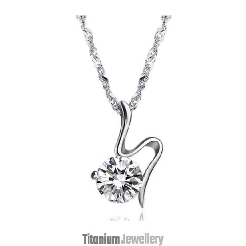High Quality Female Retro Platinum Plating Titanium Necklace High Quality Female Retro Platinum Plating Titanium Necklace