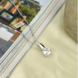 Easy To Use Female Platinum Plating Titanium Necklace With Diamond