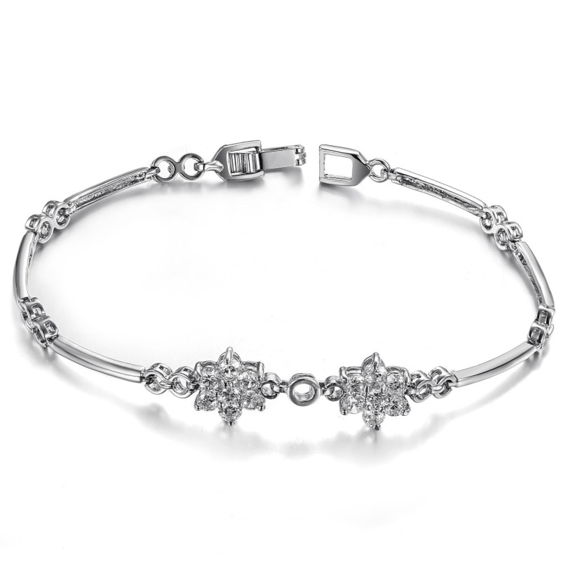 The Queen Of Quality Female Plum Flower Shape Platinum Plating Titanium Bracelet With Diamond