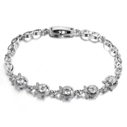 Quality And Quantity Assured Female Clover Shape Platinum Plating Titanium Bracelet