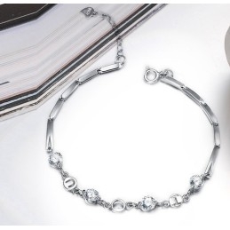 The Queen Of Quality Female Platinum Plating Titanium Bracelet With Rhinestone