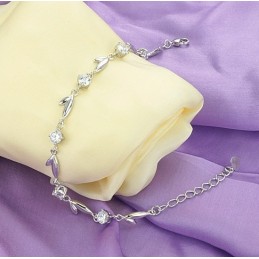Well-Known For Its Fine Quality Female Leaf Shape Platinum Plating Titanium Bracelet With Rhinestone