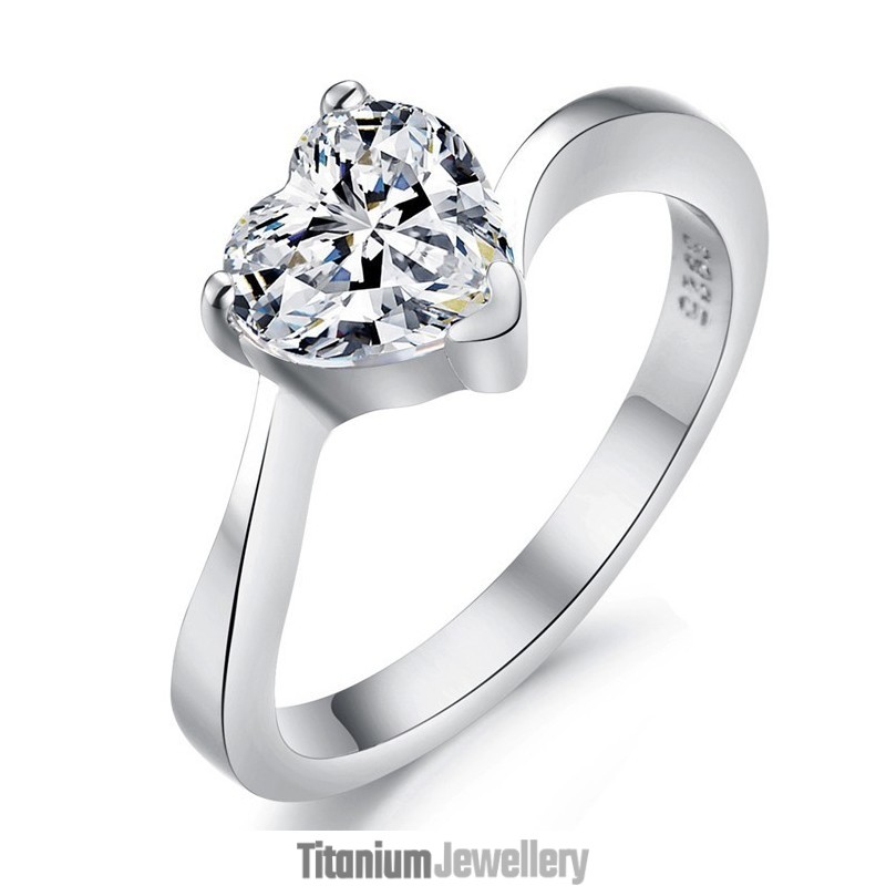 The Queen Of Quality Female Sweetheart Platinum Plating Titanium Ring With Rhinestone The Queen Of Quality Female Sweetheart Platinum Plating Titanium Ring With Rhinestone
