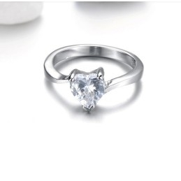 The Queen Of Quality Female Sweetheart Platinum Plating Titanium Ring With Rhinestone