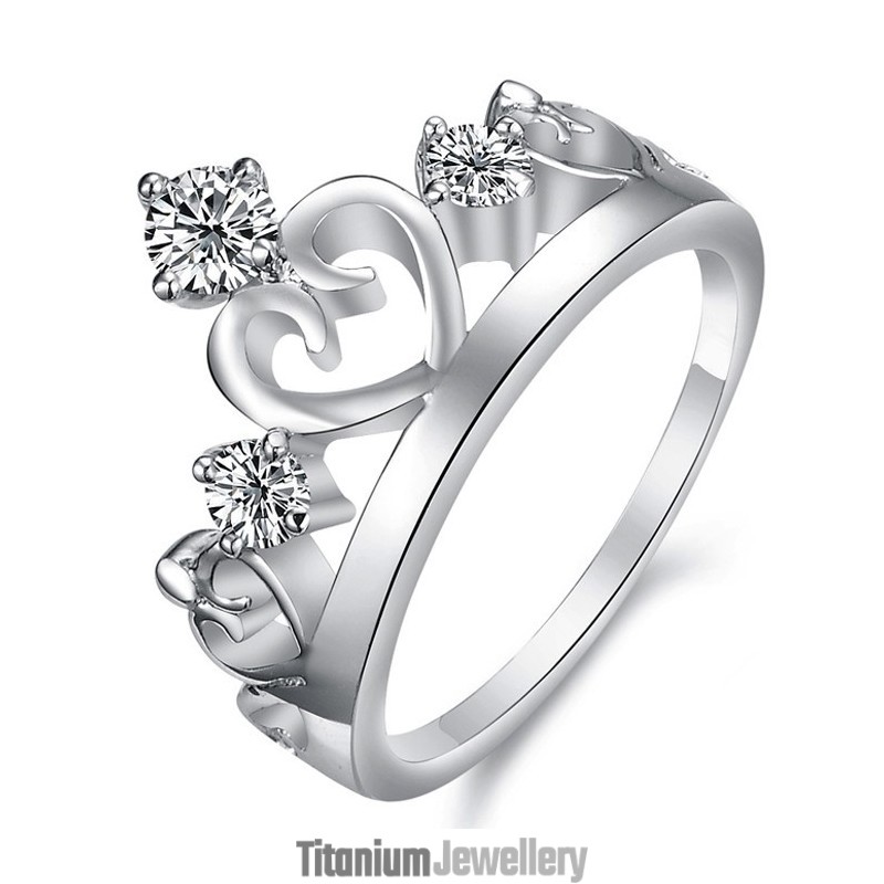 World-Wide Renown Platinum Plating Titanium Ring With Rhinestone World-Wide Renown Platinum Plating Titanium Ring With Rhinestone