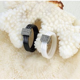 Well-Known For Its Fine Quality Tricyclic Tungsten Ceramic Ring With Rhinestone