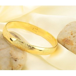 Reliable Reputation Female Scrub 18K Gold-Plated Bangle