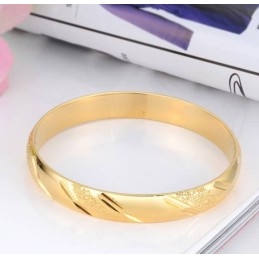 Wide Varieties Female 18K Gold-Plated Bangle