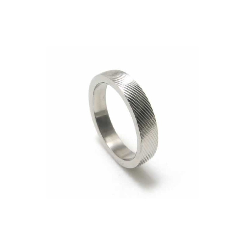 Cross Grain 4Mm Titanium Ring