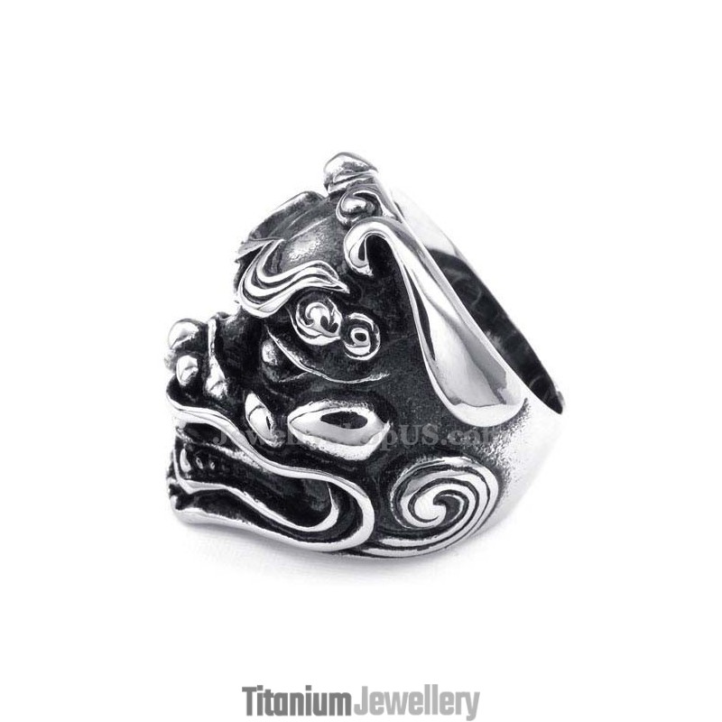 Titanium Lion Head Ring