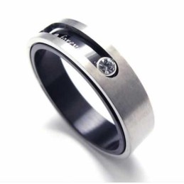 Diamond Set 5Mm Titanium Inlaid Court Band Ring