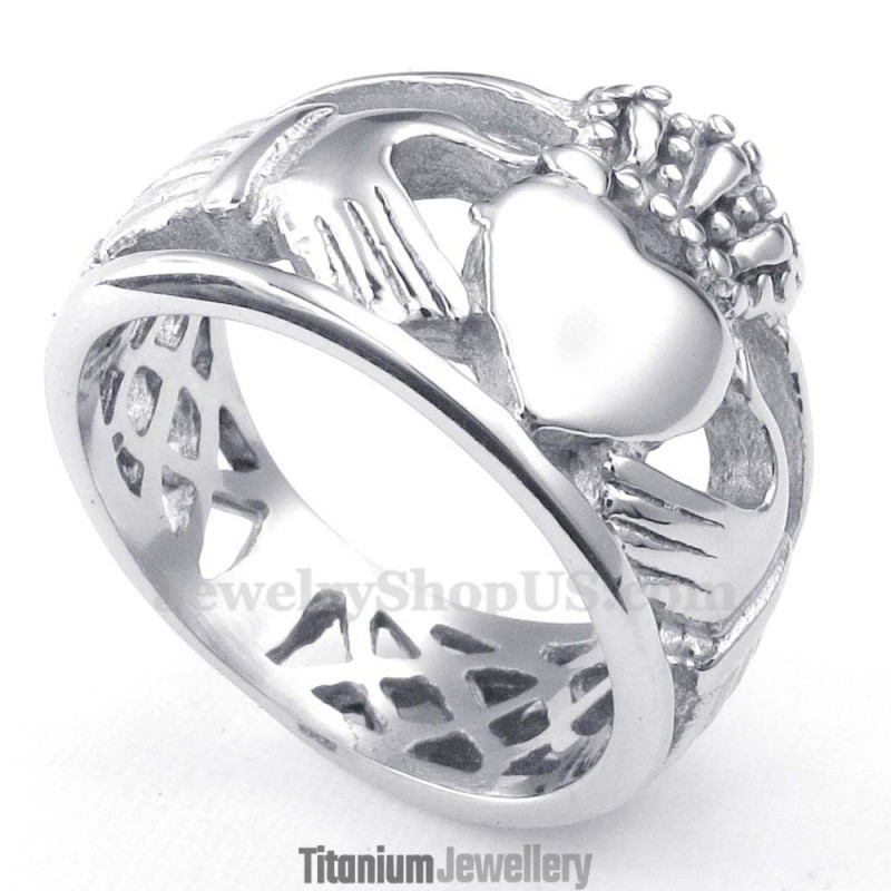 Hands Hugs Up Heart Titanium Ring Hands Hugs Up Heart Titanium Ring