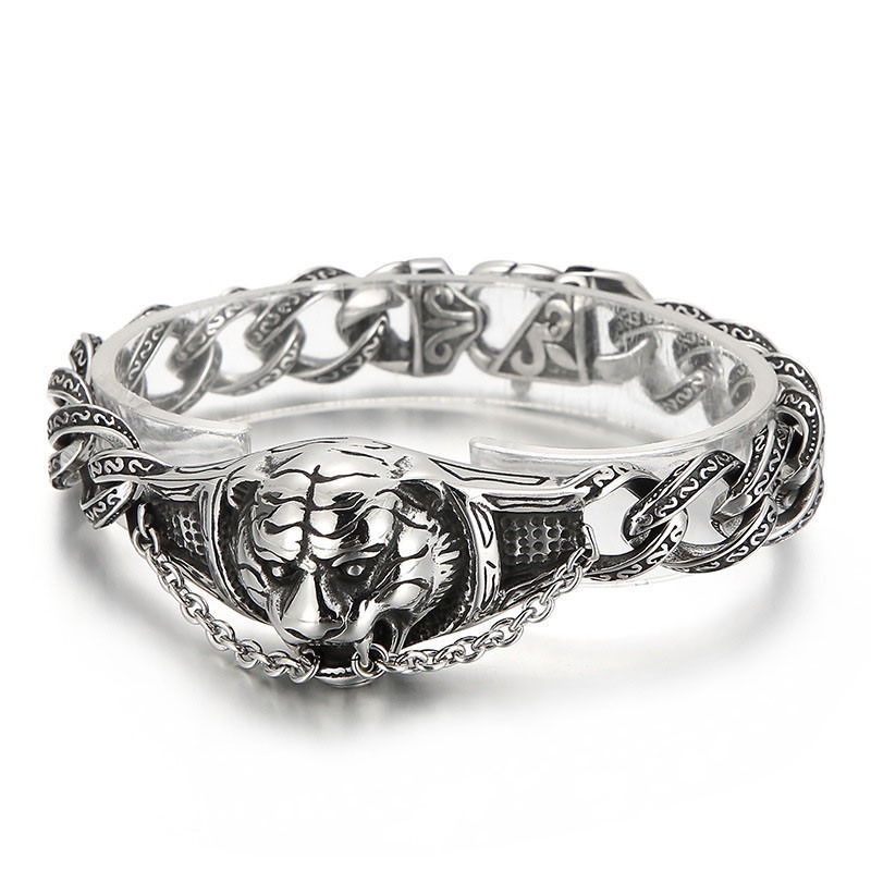 Vintage Exaggerated Pattern Tiger Head Bend Titanium Bracelet For Men Vintage Exaggerated Pattern Tiger Head Bend Titanium Bracelet For Men