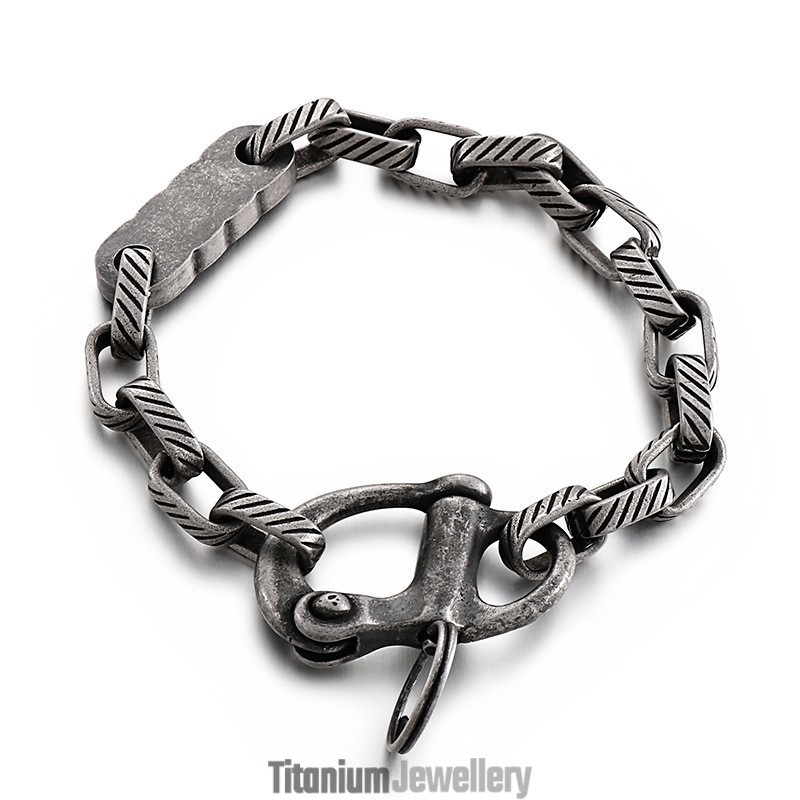 Vintage Black Square Striped Keychain Men's Titanium Bracelet Vintage Black Square Striped Keychain Men's Titanium Bracelet