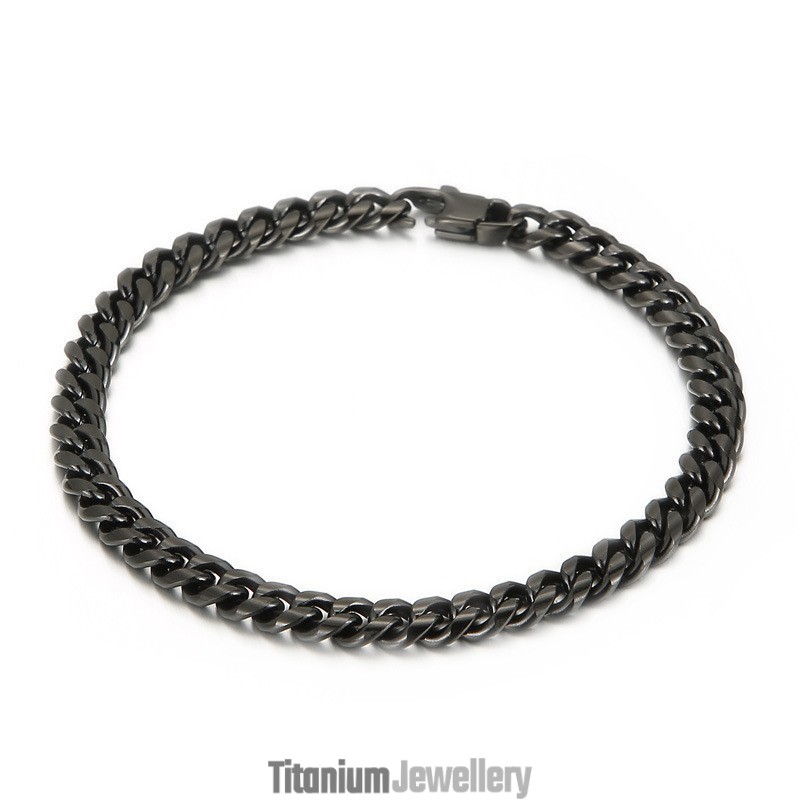 Fashion Atmosphere Titanium Men's Cuba Bracelet Necklace Fashion Atmosphere Titanium Men's Cuba Bracelet Necklace