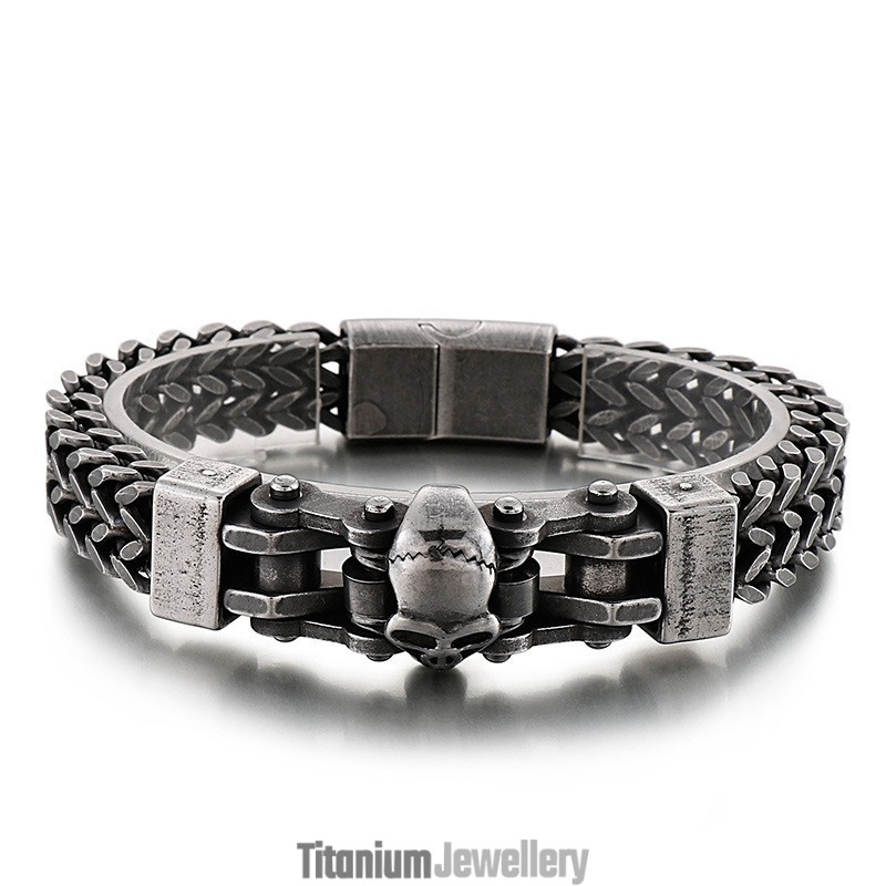 Cool Hip Hop Skull Men's Titanium Bracelet Cool Hip Hop Skull Men's Titanium Bracelet