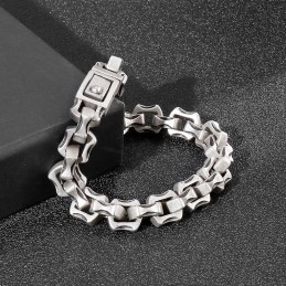 Popular Retro Men's Titanium Bracelets With Accessories