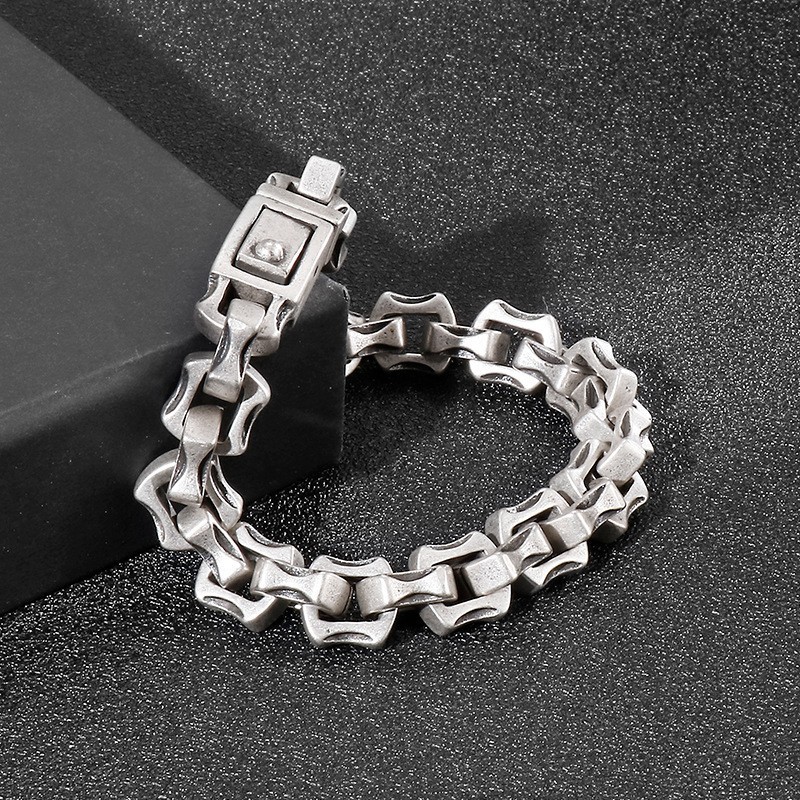 Popular Retro Men's Titanium Bracelets With Accessories Popular Retro Men's Titanium Bracelets With Accessories
