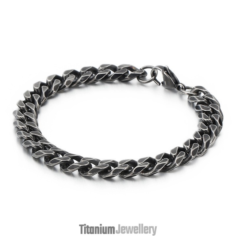Fashion Men's Titanium Vintage Flat Brushed Bracelet Fashion Men's Titanium Vintage Flat Brushed Bracelet