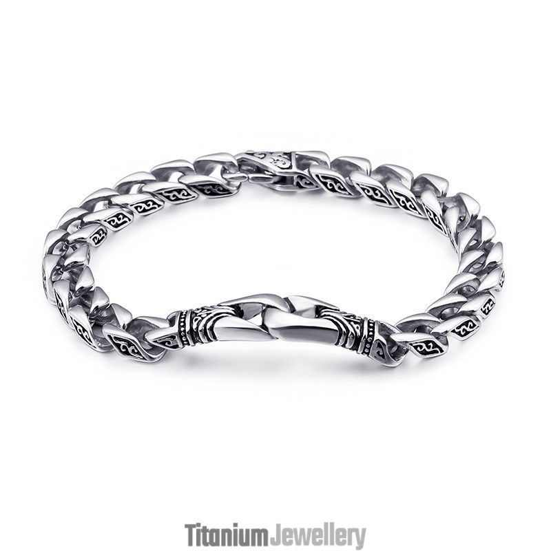 Fashion Hand-Holding Floral Titanium Bracelet For Men Fashion Hand-Holding Floral Titanium Bracelet For Men