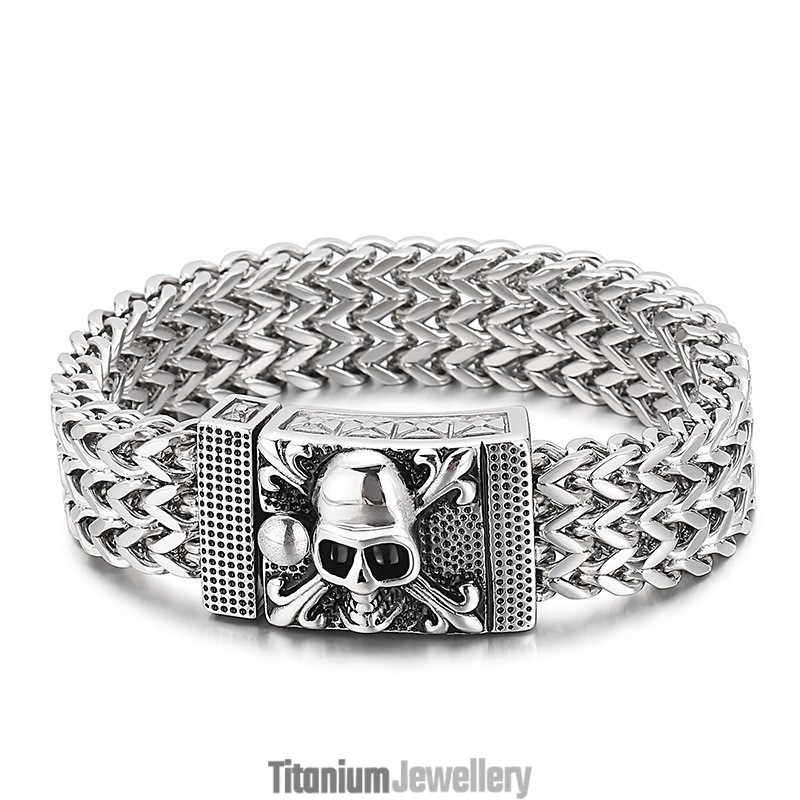 Hip-Hop Skull Titanium Bracelet For Men Hip-Hop Skull Titanium Bracelet For Men