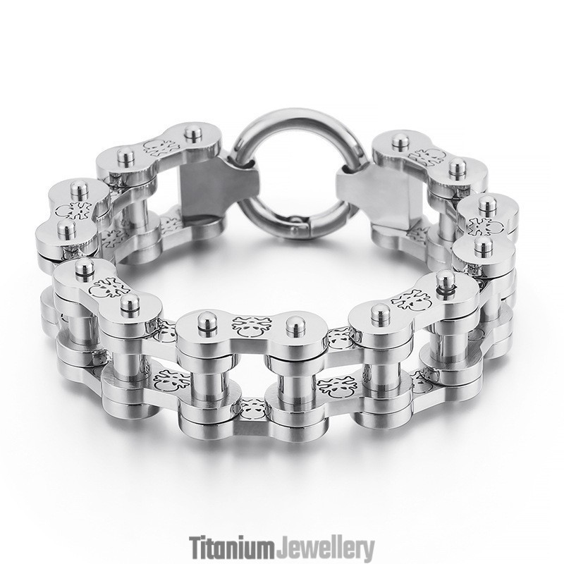Fashion Rock Hip-Hop Style Pirate Pattern Men's Titanium Bicycle Bracelet Fashion Rock Hip-Hop Style Pirate Pattern Men's Titanium Bicycle Bracelet