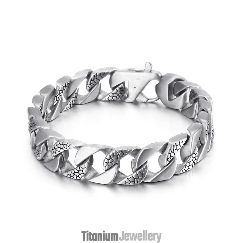 Cool Men's Titanium Bracelet With Snake Pattern Cool Men's Titanium Bracelet With Snake Pattern