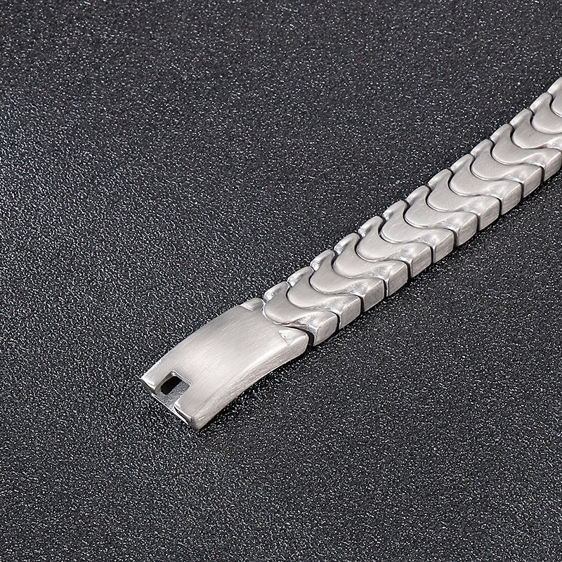 Fashion Titanium Men's Bracelet Sand Surface Bracelet Fashion Titanium Men's Bracelet Sand Surface Bracelet