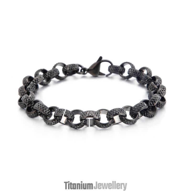 Ancient Chic Cross O-Shaped Titanium Chain Bracelet Ancient Chic Cross O-Shaped Titanium Chain Bracelet