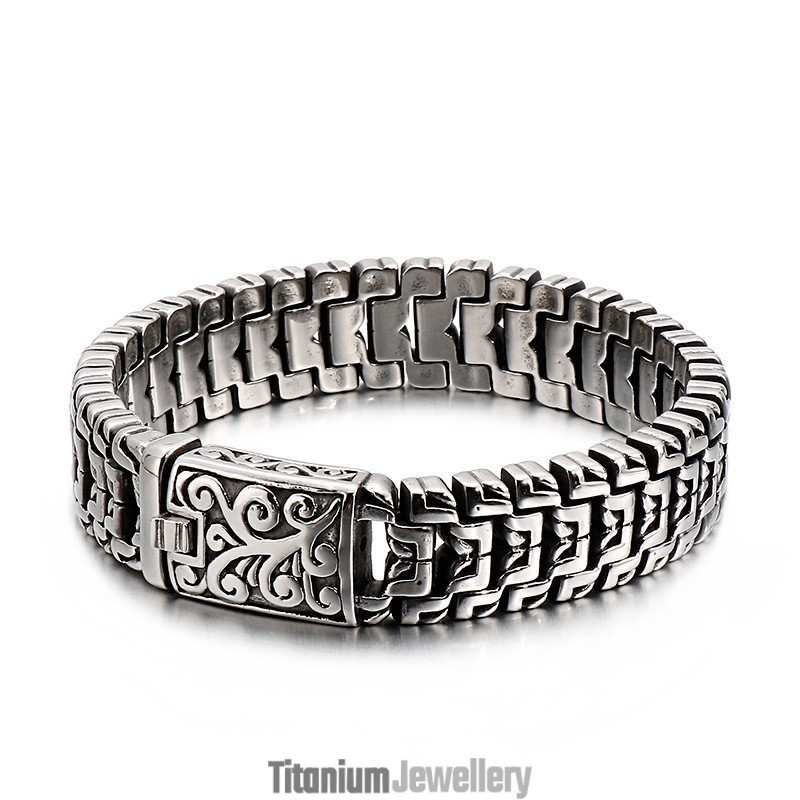 Cool Flower-Shaped Buckle Titanium Bracelet Bracelet Cool Flower-Shaped Buckle Titanium Bracelet Bracelet