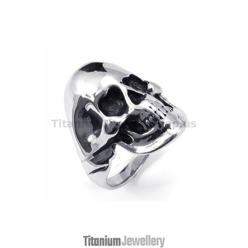 Titanium Skull Ring Titanium Skull Ring