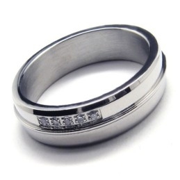 Womens Titanium Diamond Rings