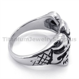 Three Skull Titanium Ring