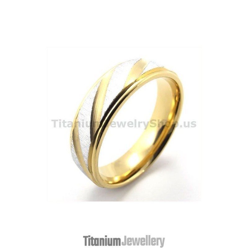Gloden Titanium Ring With Diamond Gloden Titanium Ring With Diamond