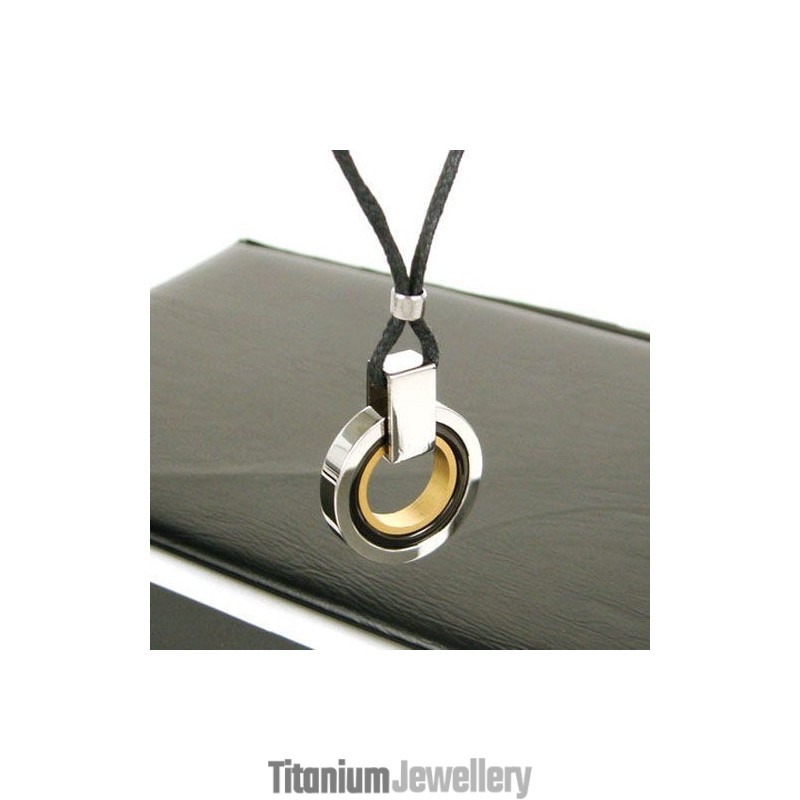 Man 3 Hoop 3 Color Pure Titanium Pendant Necklace Free Chain
